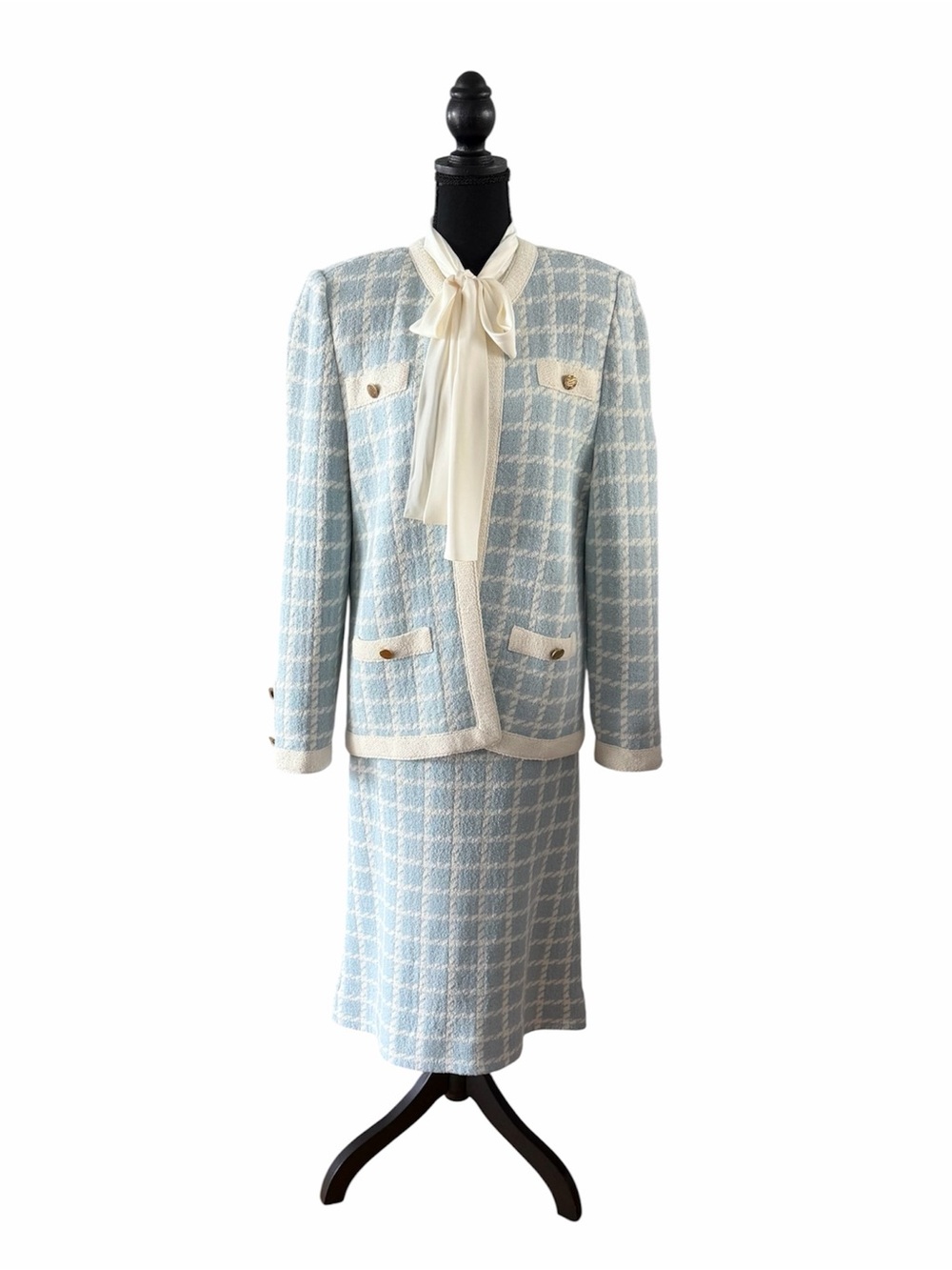 Castleberry Light Blue and Ivory Checked Boucle Tweed 3pc Knit Skirt Suit, 16